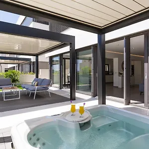 Shell Luxury Residences With Pool And Whirlpool , Zadar Croatie